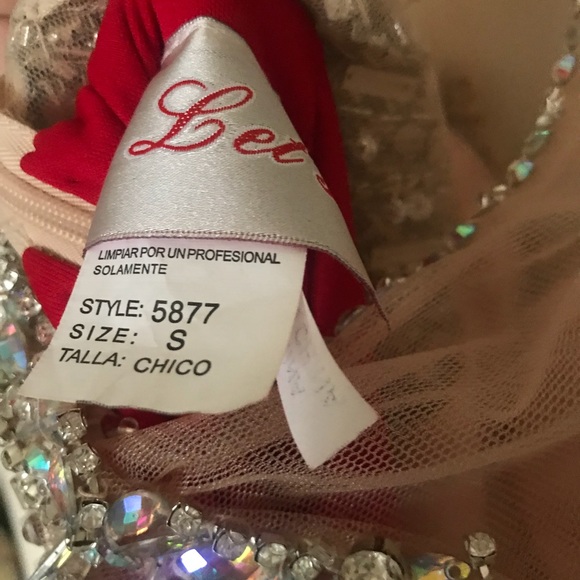 Prom dress  (red) *NEEDS TO GO* - Picture 4 of 8